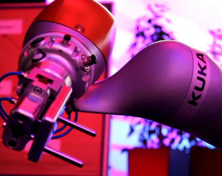 Roboter sind die neuen Kollegen in der Industrie 4.0 (Foto: Karoline Grimm)