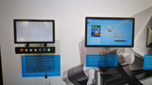 Bedienterminal-Ausstellung mit Bedienleiste (Quelle: Michael Osbeck).